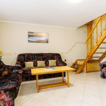 Holiday Home Jazmin By Interhome Balatonszarszo Extérieur photo
