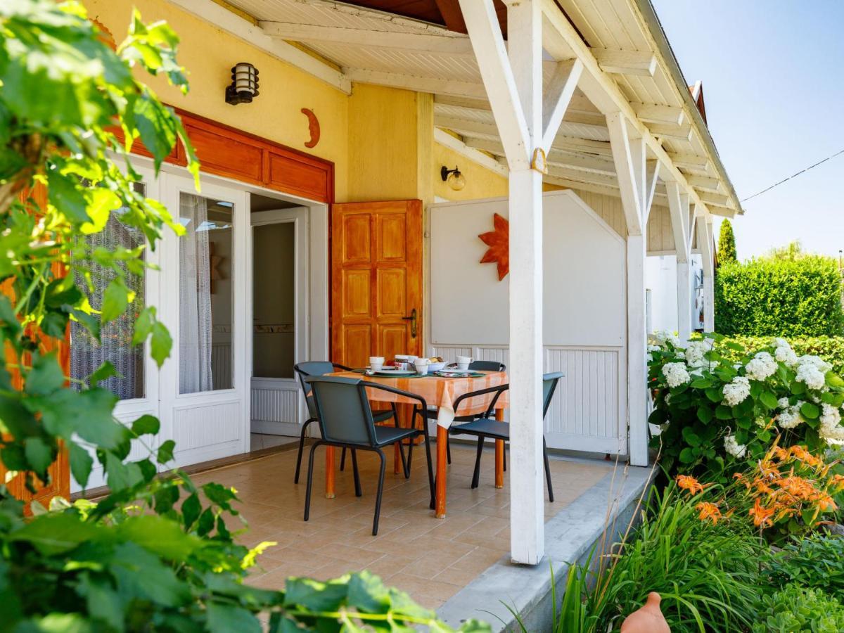 Holiday Home Jazmin By Interhome Balatonszarszo Extérieur photo