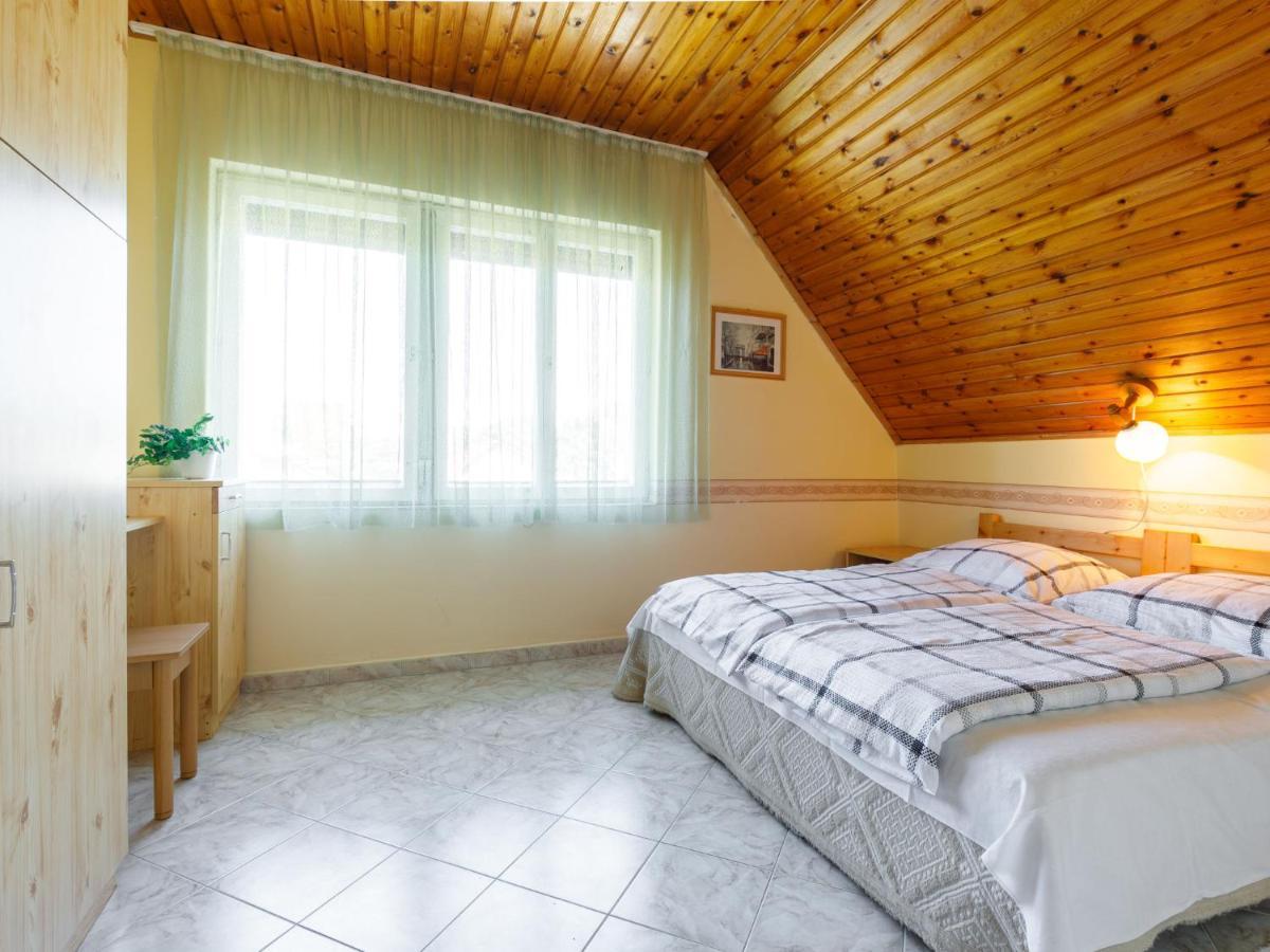 Holiday Home Jazmin By Interhome Balatonszarszo Extérieur photo