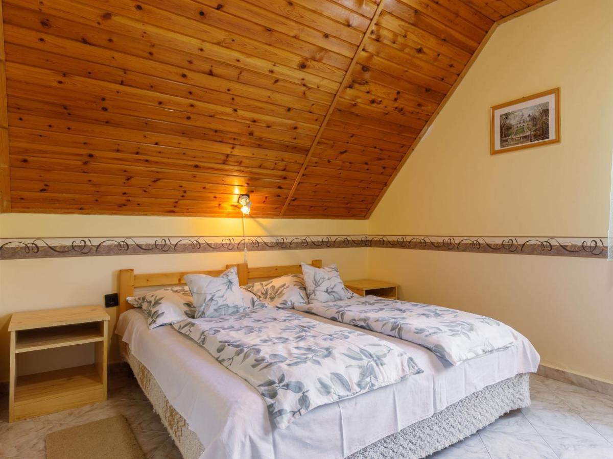 Holiday Home Jazmin By Interhome Balatonszarszo Extérieur photo